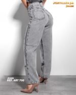 Art. 700 (Jeans con parche) - Imagen 3