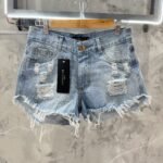 Art 890 Short playero