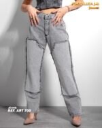 Art. 700 (Jeans con parche)